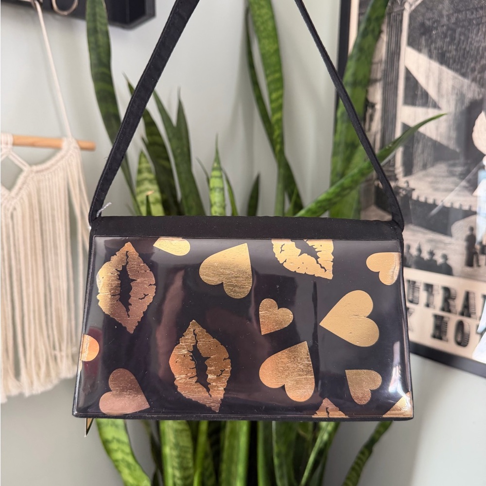 VTG 90s Studio Imports Gold Foil Hearts & Kisses Purse NWT